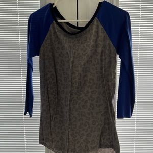 American Eagle baseball tee